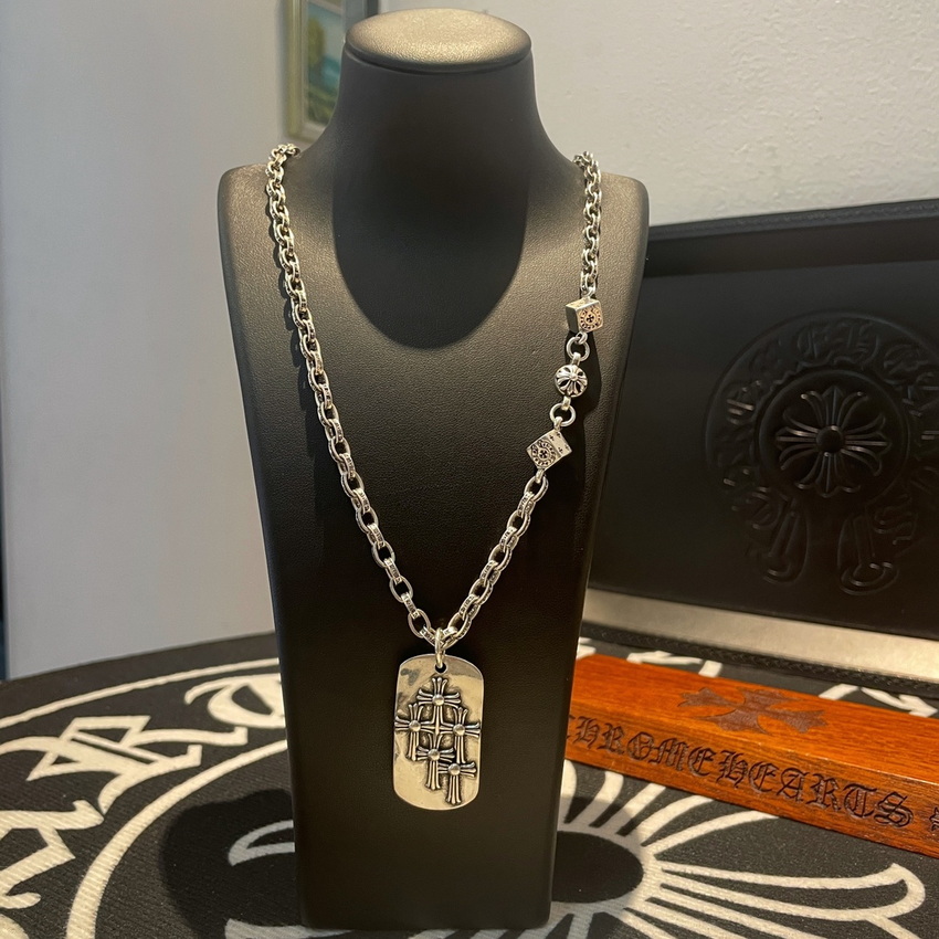 Ch**me He**ts necklace-104