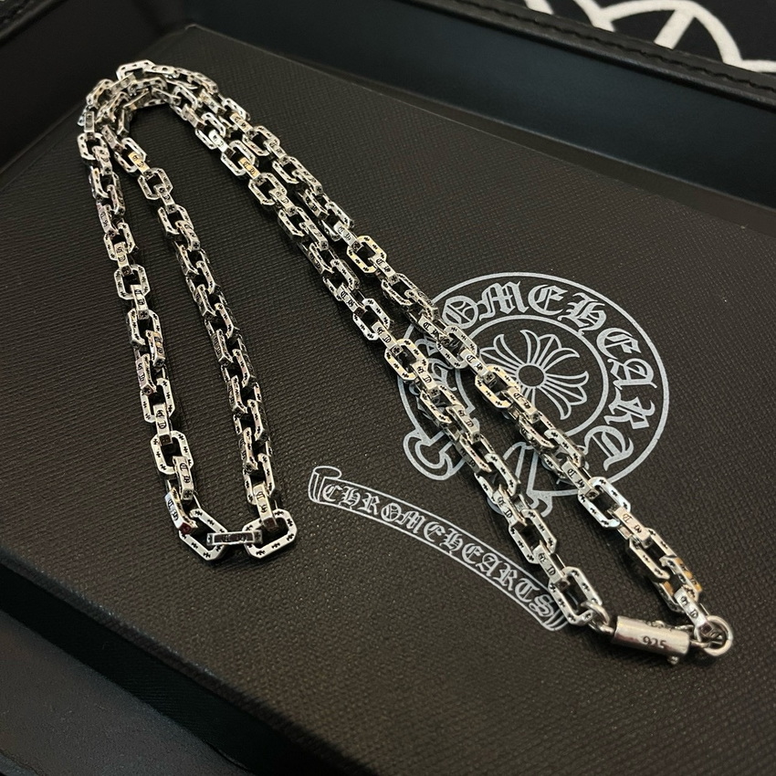 Ch**me He**ts necklace-019