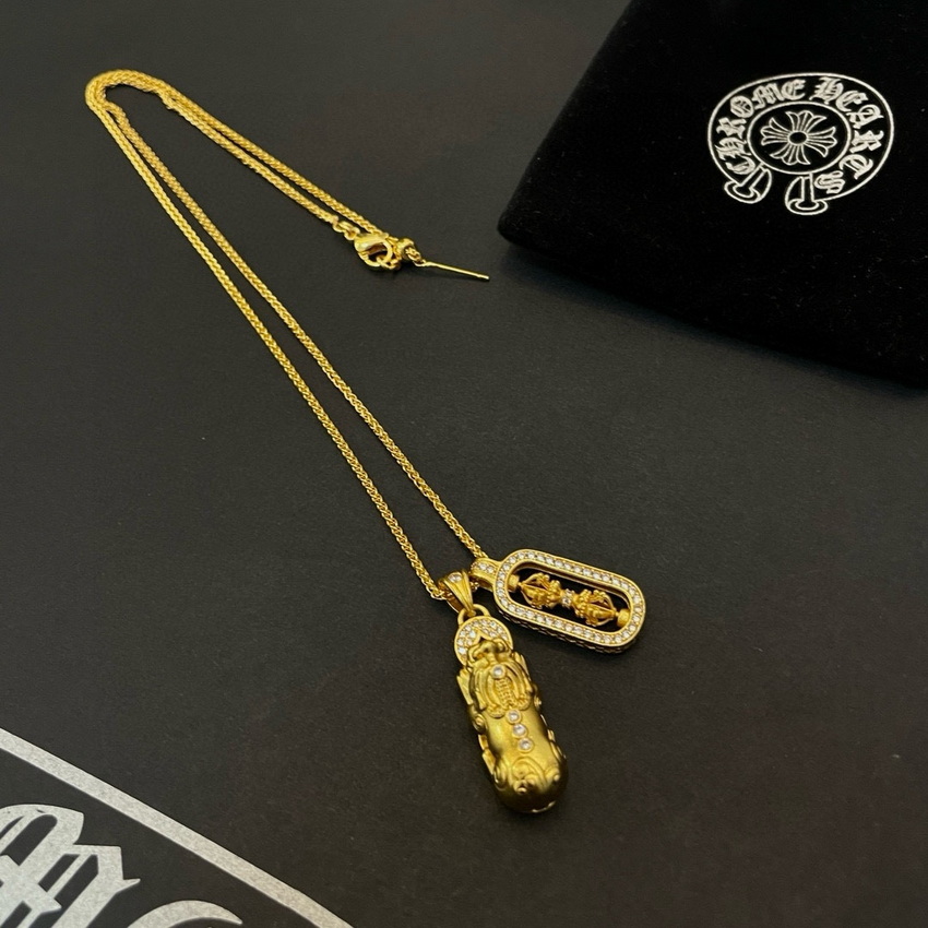 Ch**me He**ts necklace-021