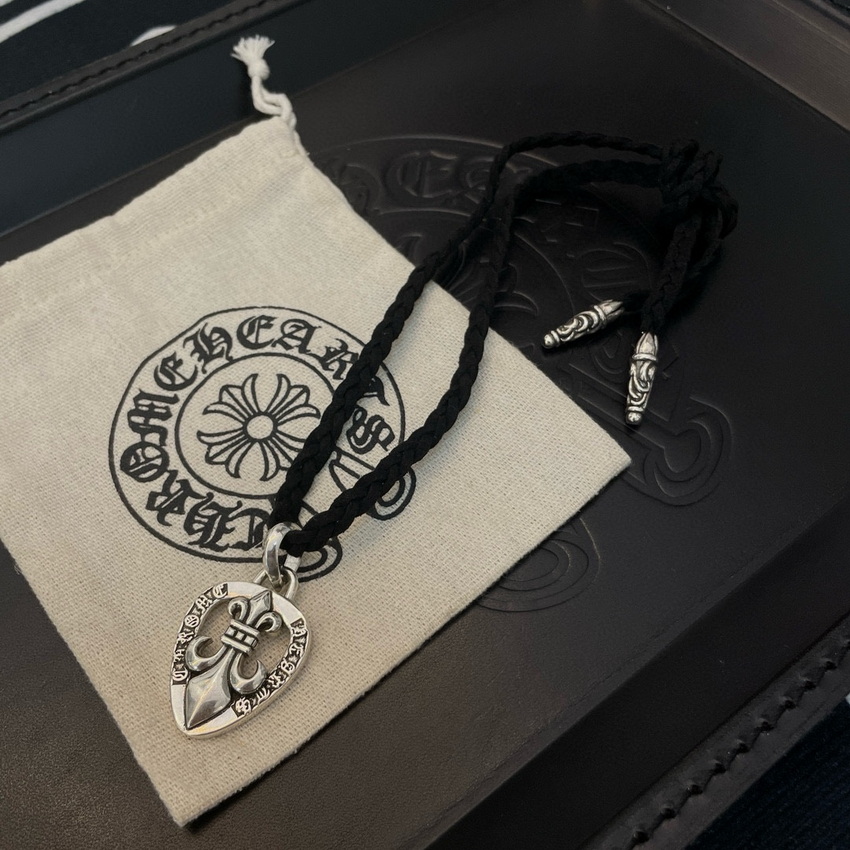 Ch*0me heart necklace-029