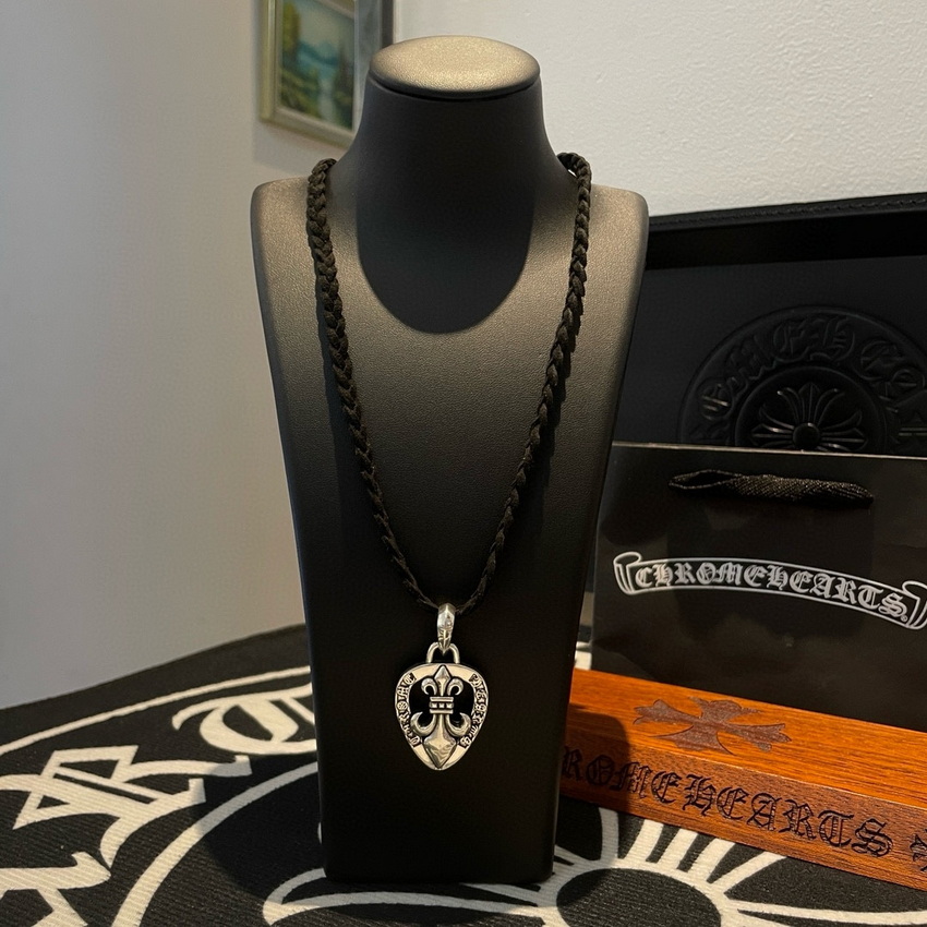 Ch*0me heart necklace-029