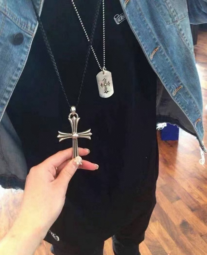 Ch*0me heart necklace-035