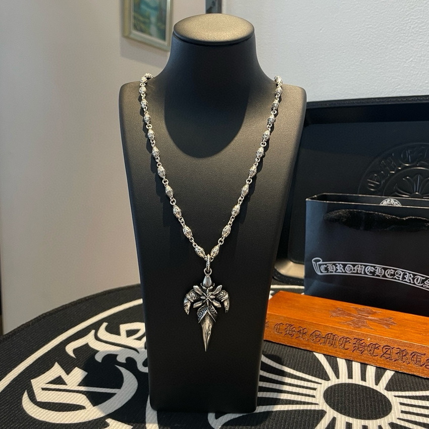 Ch*0me heart necklace-038