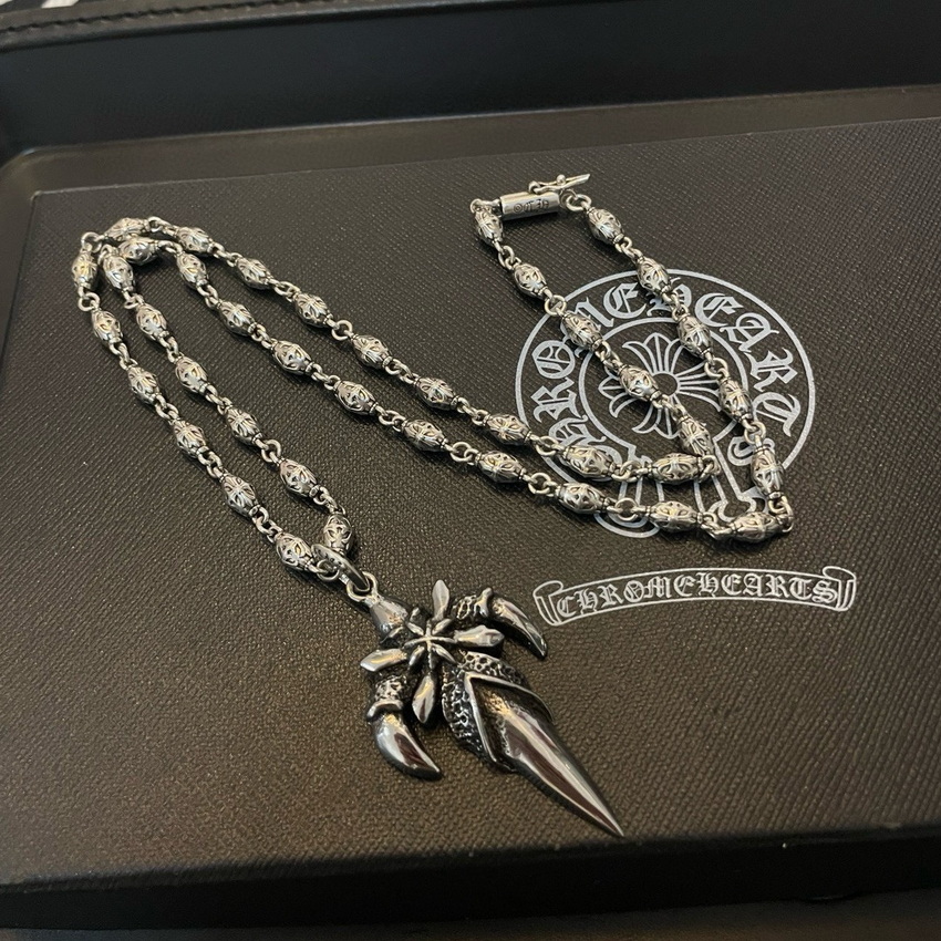 Ch*0me heart necklace-038