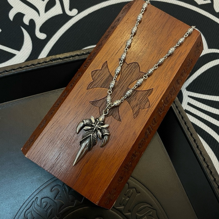 Ch*0me heart necklace-038
