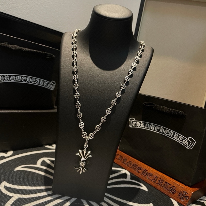 Ch**me He**ts necklace-041