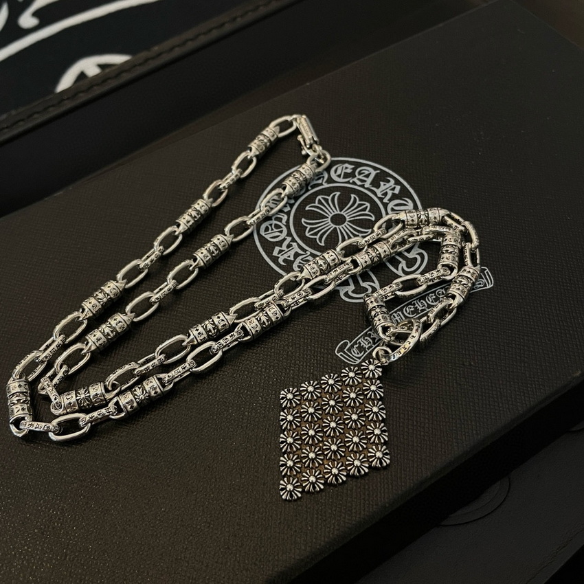 Ch**me He**ts necklace-045