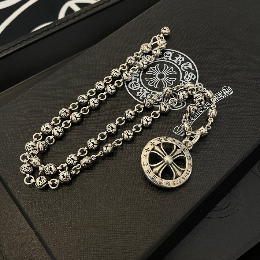 Ch**me He**ts necklace-048