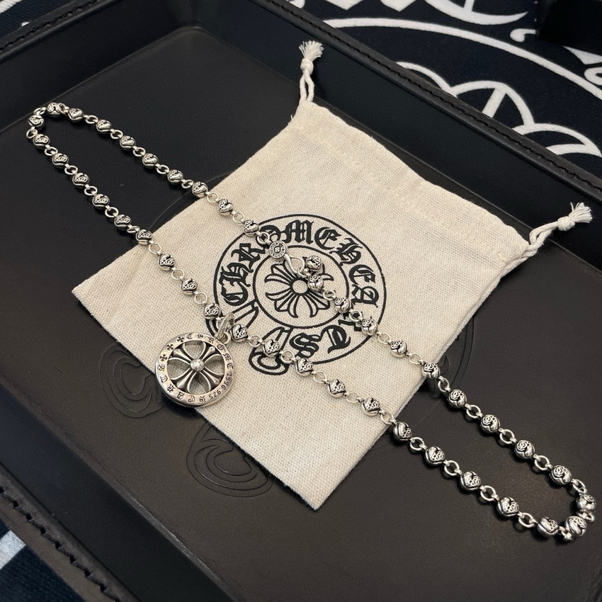 Ch**me He**ts necklace-048