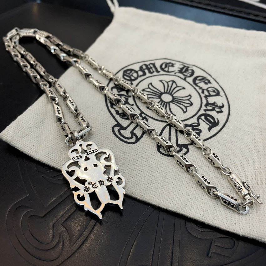 Ch**me He**ts necklace-052