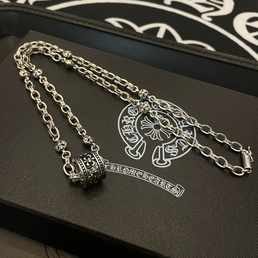 Ch**me He**ts necklace-058