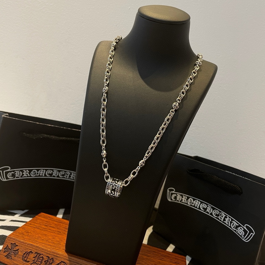 Ch**me He**ts necklace-058