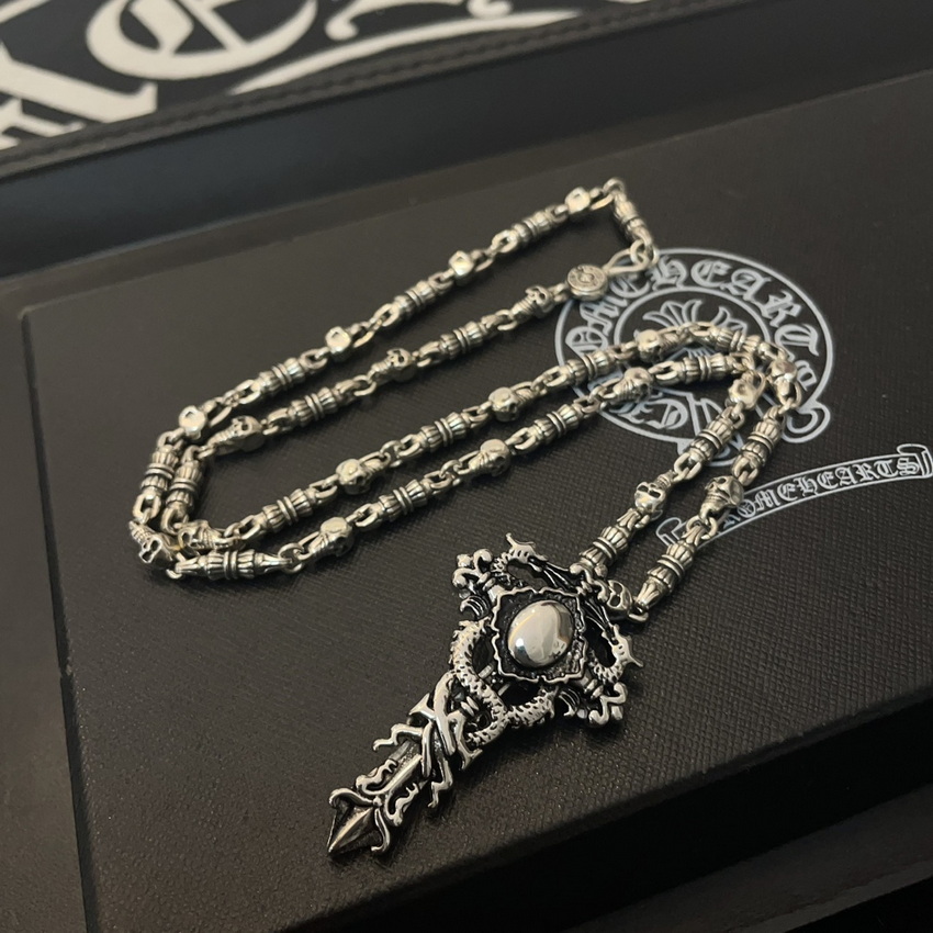 Ch**me He**ts necklace-062