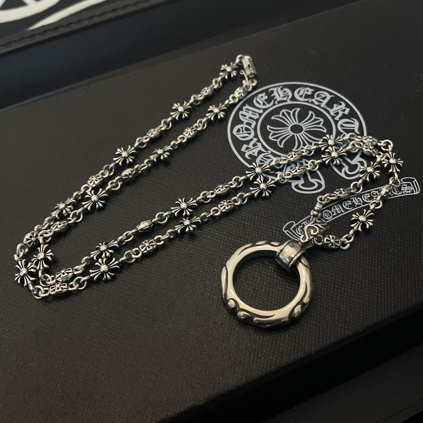 Ch**me He**ts necklace-063