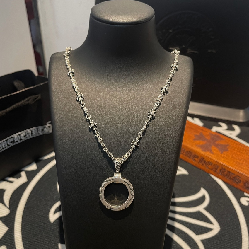Ch**me He**ts necklace-063