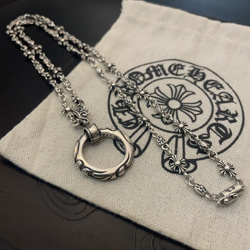 Ch**me He**ts necklace-063
