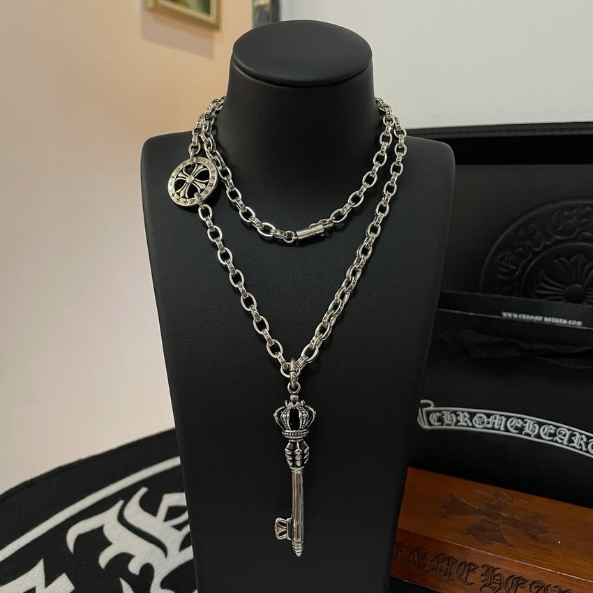 Ch**me He**ts necklace-068
