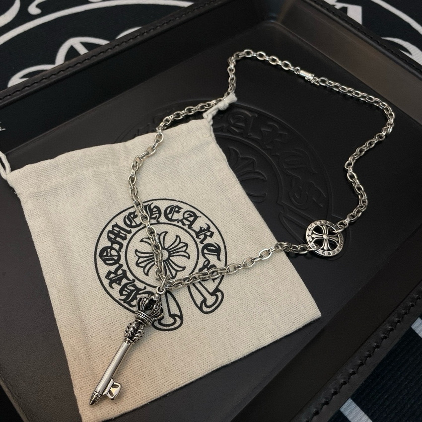 Ch**me He**ts necklace-068
