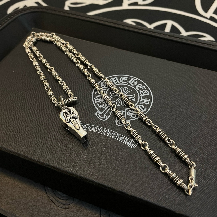 Ch**me He**ts necklace-071