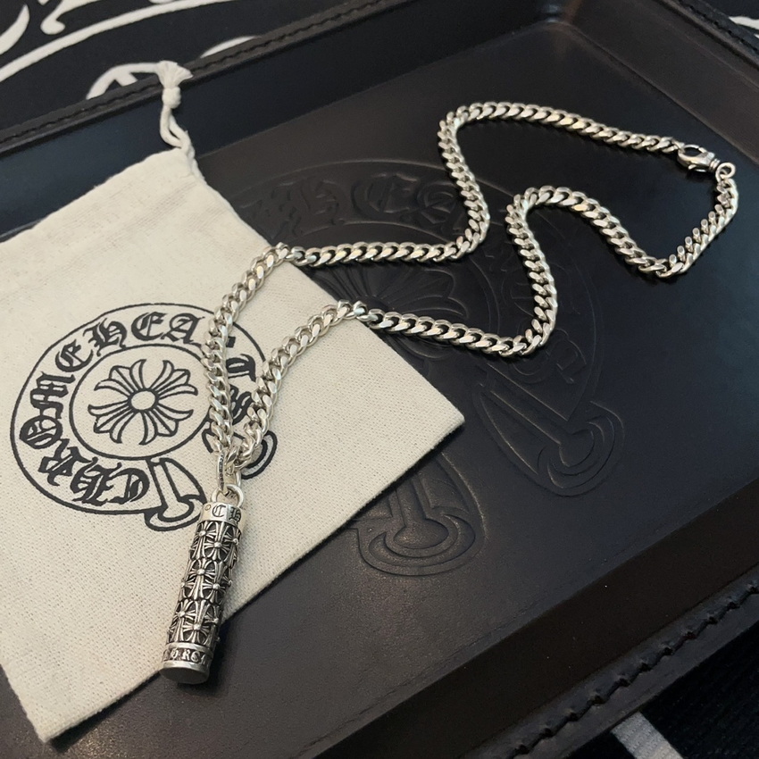 Ch**me He**ts necklace-072