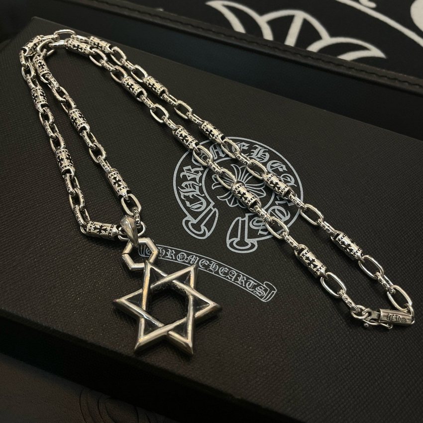 Ch**me He**ts necklace-075