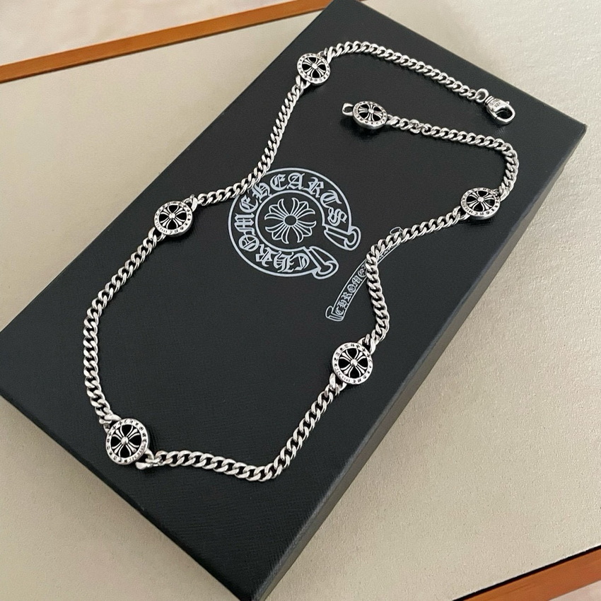 Ch**me He**ts necklace-087