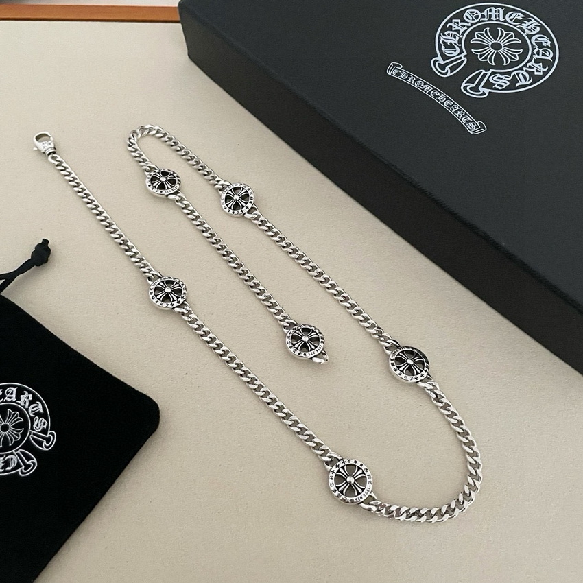 Ch**me He**ts necklace-087