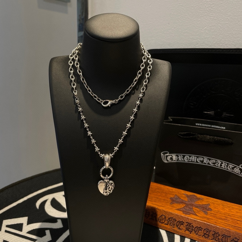 Ch**me He**ts necklace-089