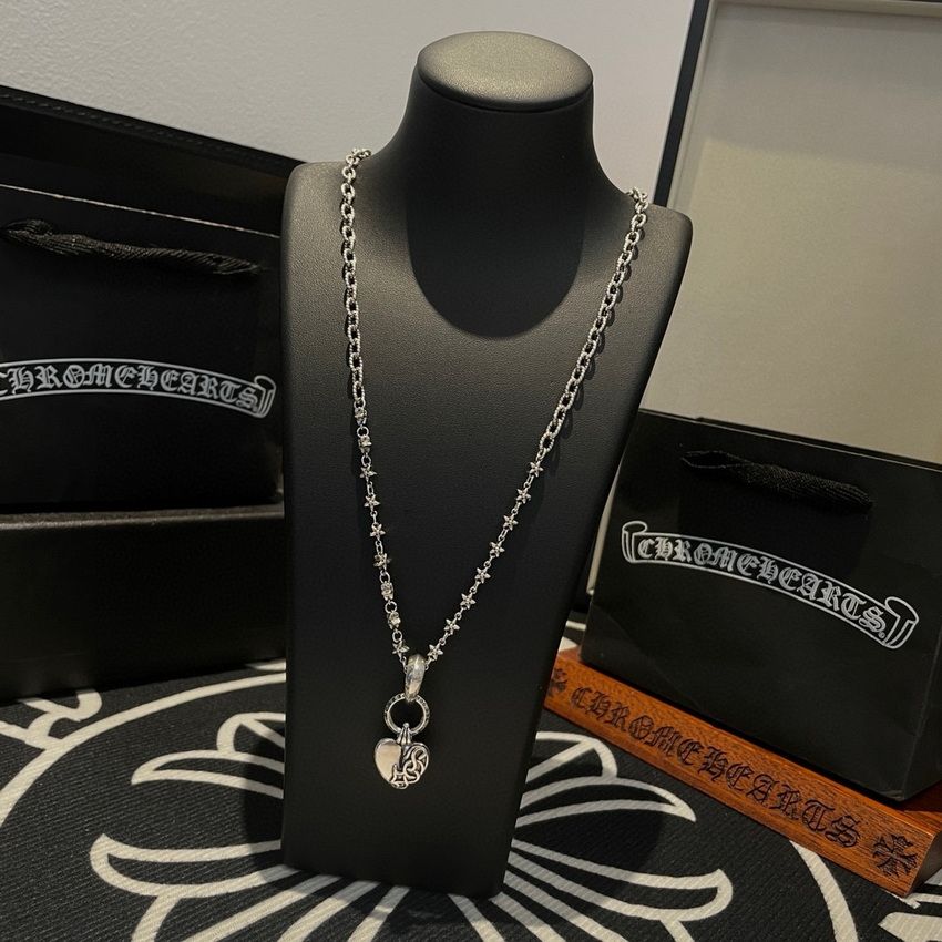 Ch**me He**ts necklace-089
