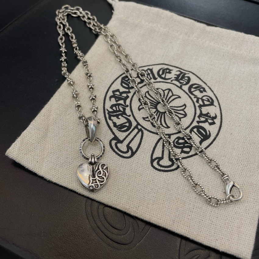 Ch**me He**ts necklace-089