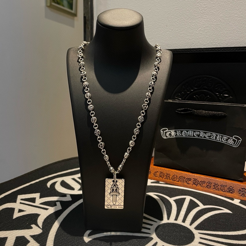 Ch**me He**ts necklace-092