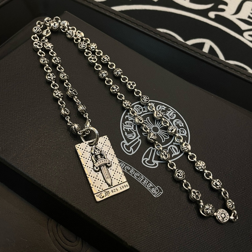 Ch**me He**ts necklace-092