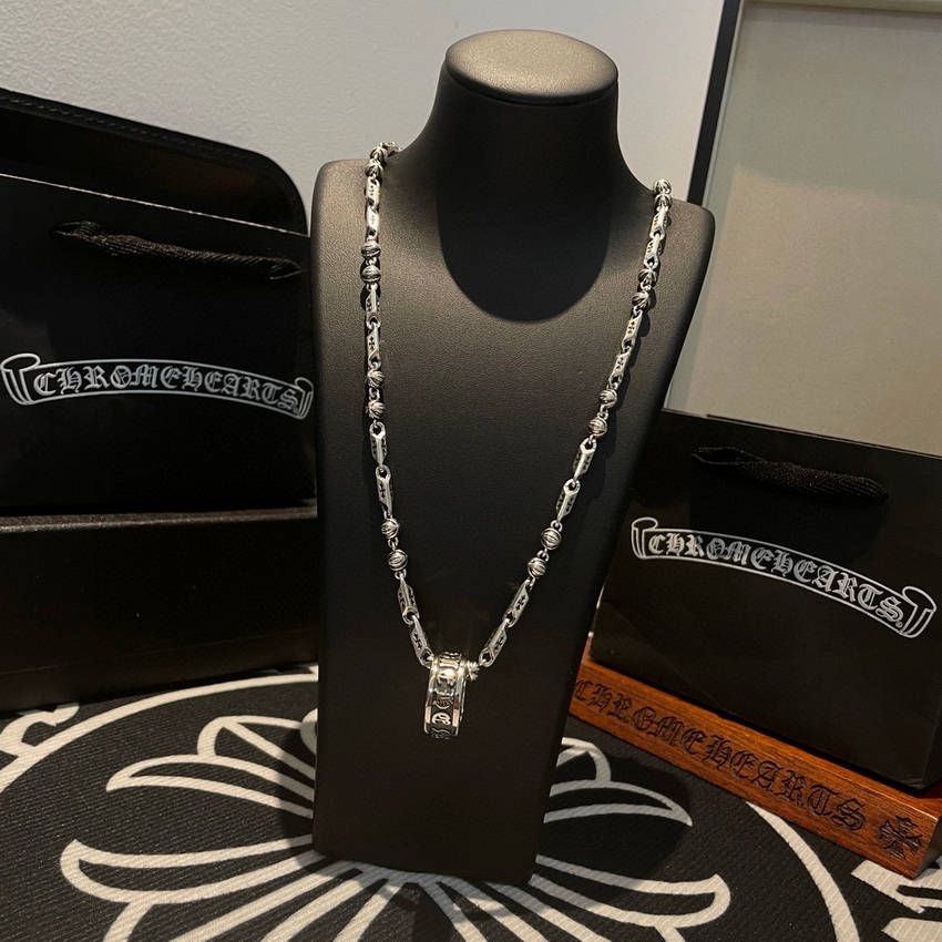 Ch**me He**ts necklace-093