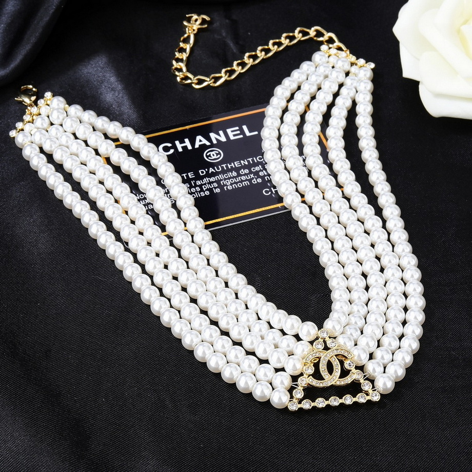 Ch*el necklace-460