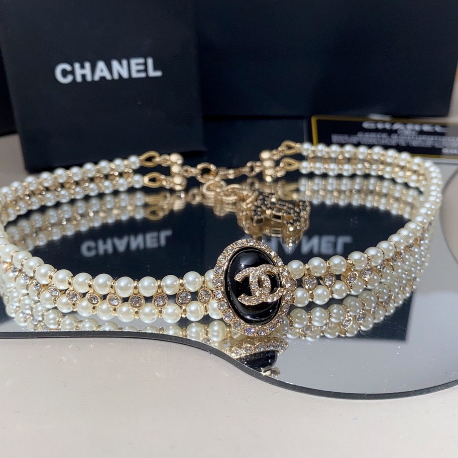 Ch*el necklace-404