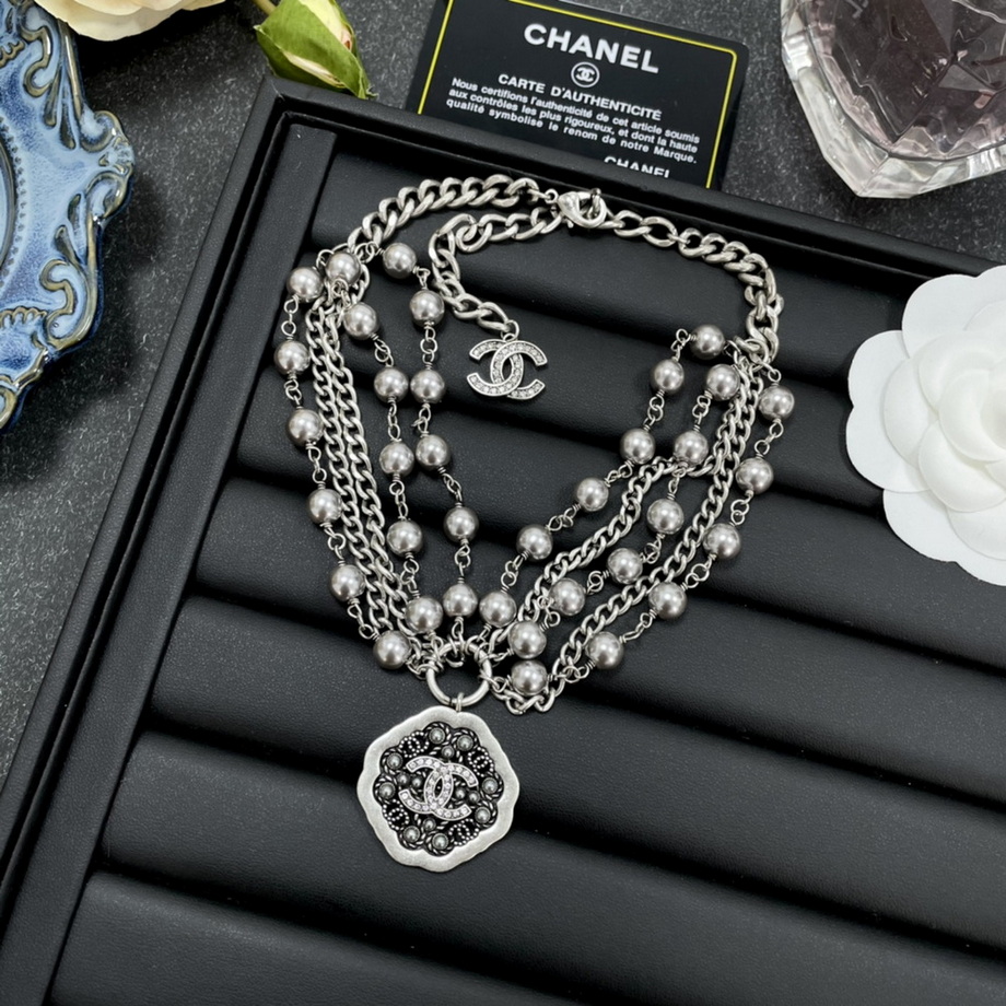 Ch*el necklace-428