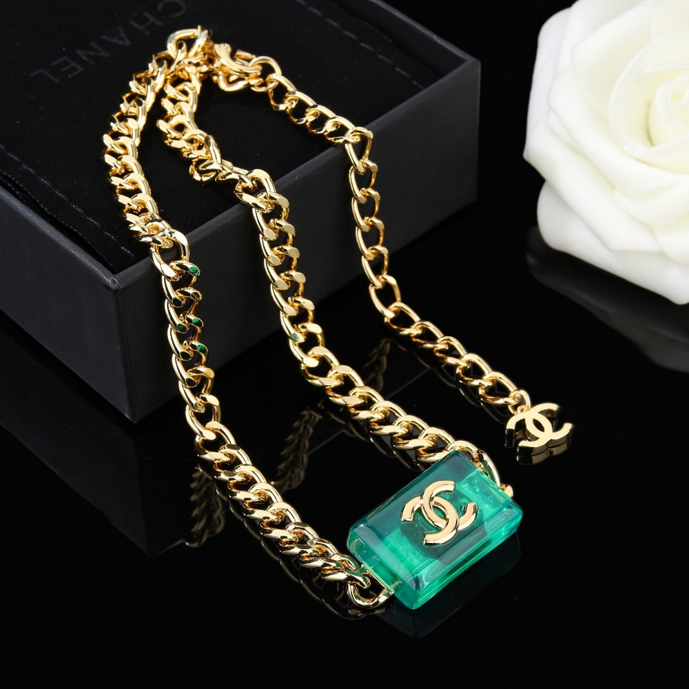 Ch*el necklace-162