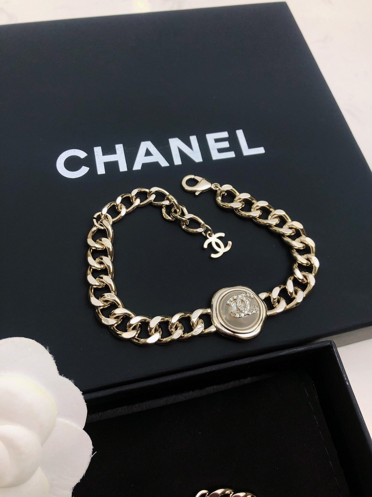 Ch*el necklace-160
