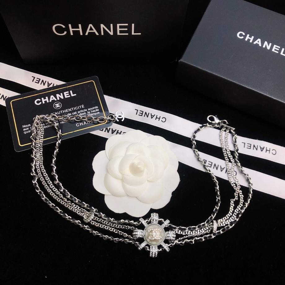 Ch*el necklace-383