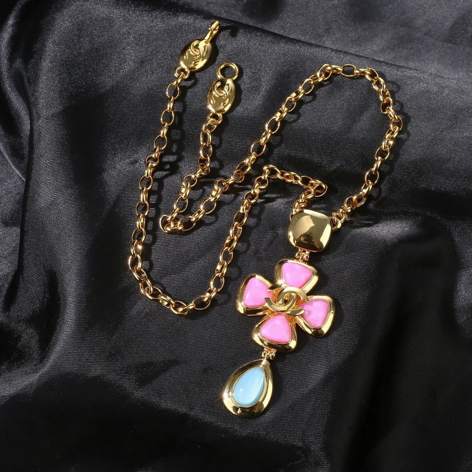 Ch*el necklace-377