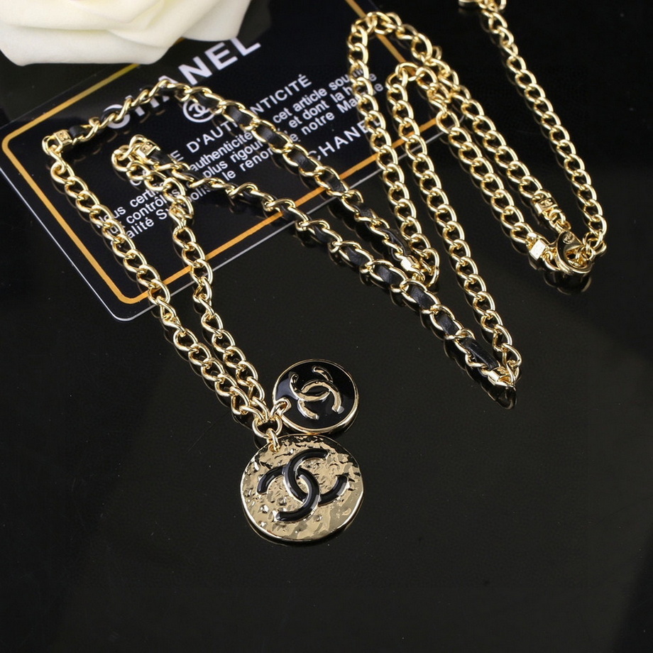 Ch*el necklace-122