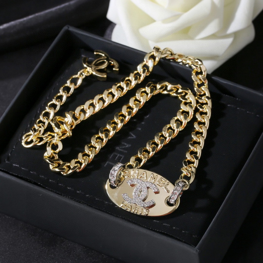 Ch*el necklace-114