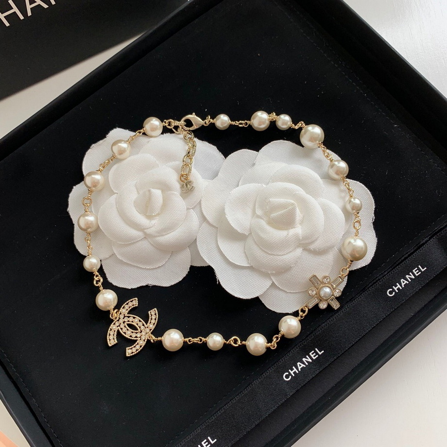 Ch*el necklace-108
