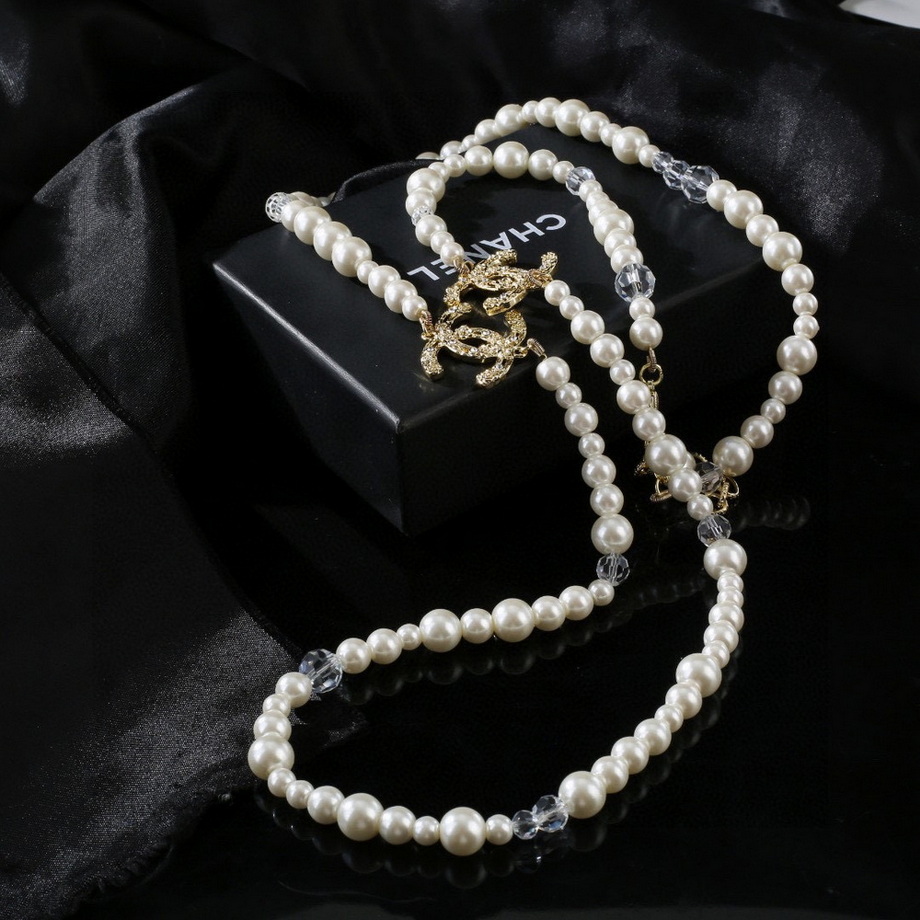 Ch*el necklace-265