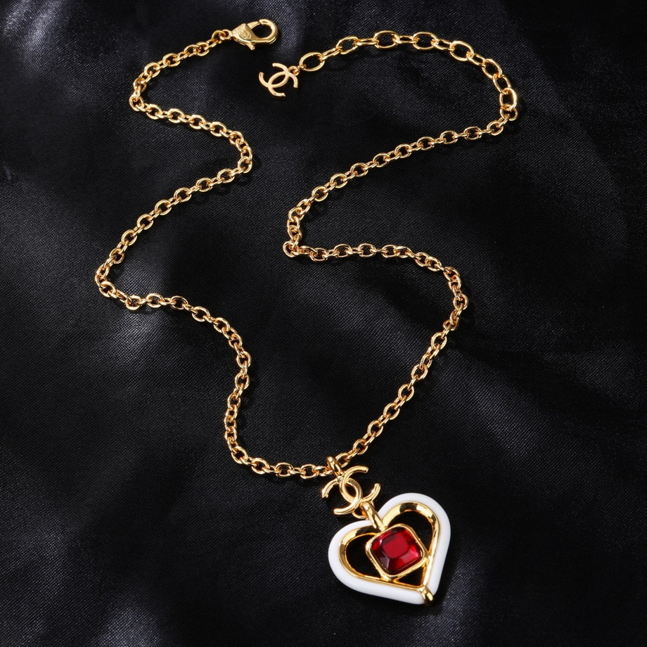 Ch*el necklace-073