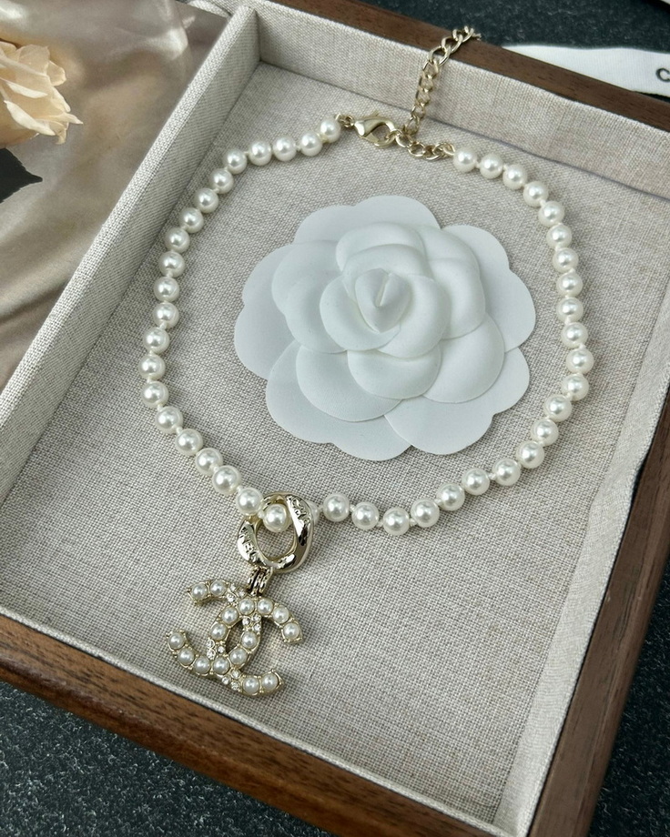 Ch*el necklace-212