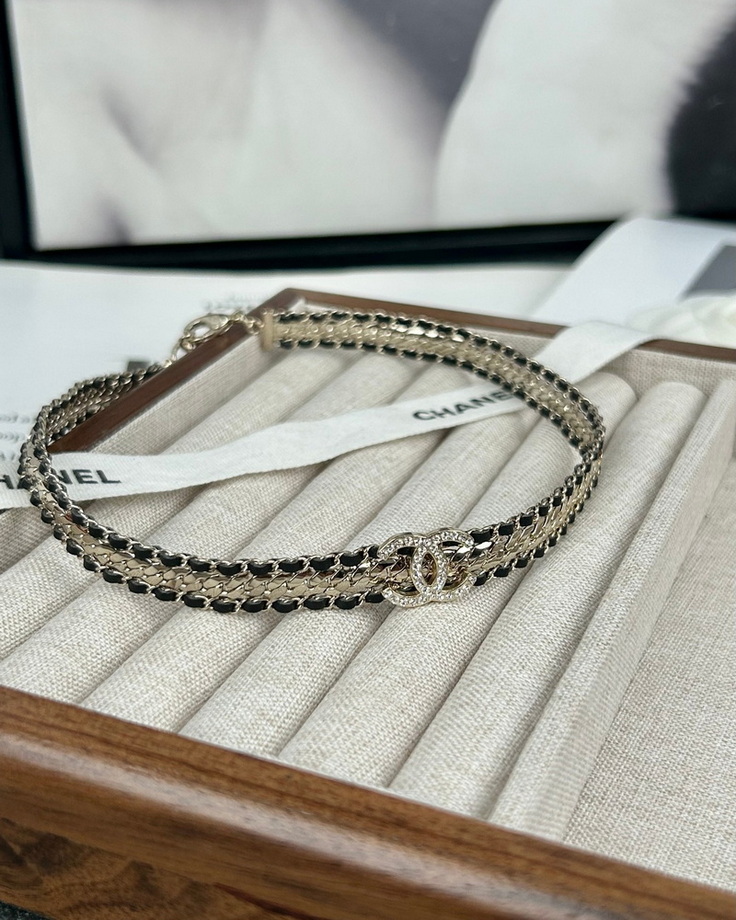 Ch*el necklace-347