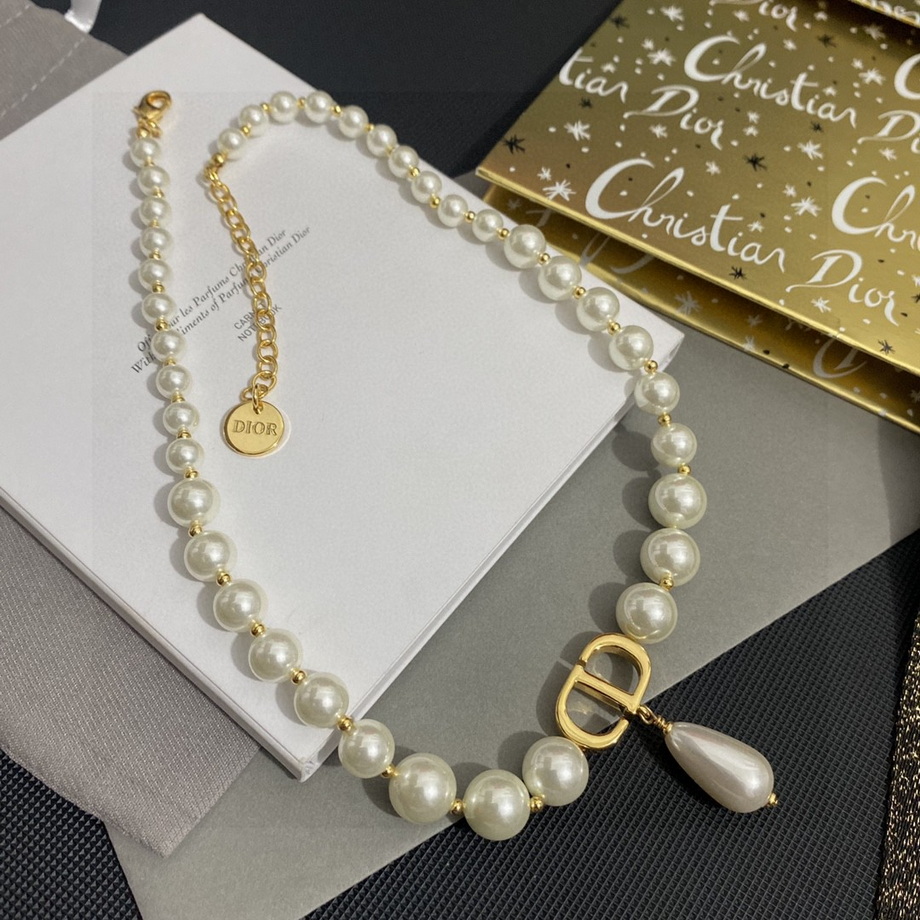 D*or necklace-075