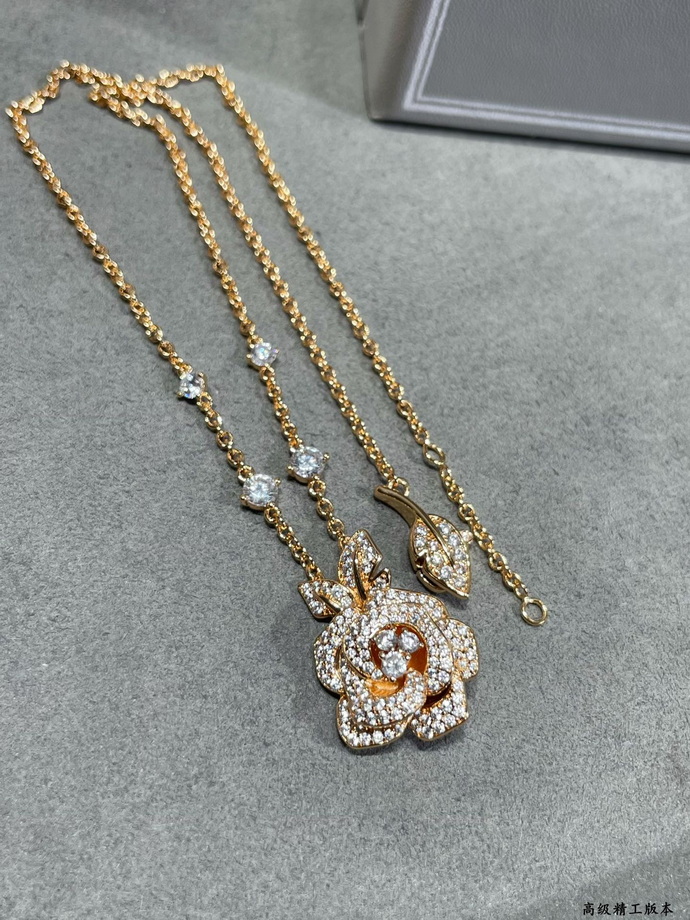 D*or necklace-100
