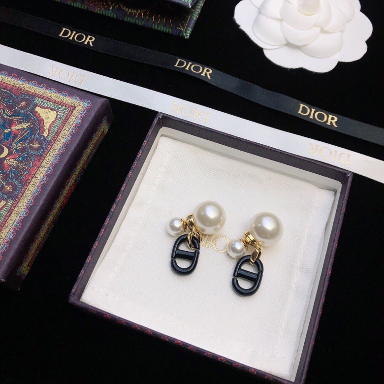 D*or earrings-266